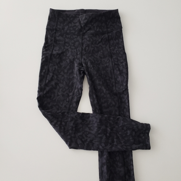 Lululemon invigorate high rise tight legging - size 4 - Picture 1 of 4